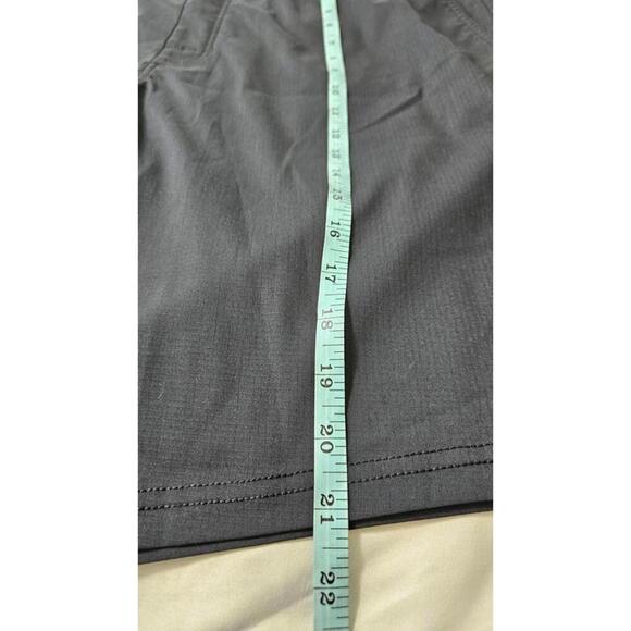 LinkSoul Men's Black Chino Shorts Dark Gray Size 38/10 NWT Flaw - Picture 8 of 11